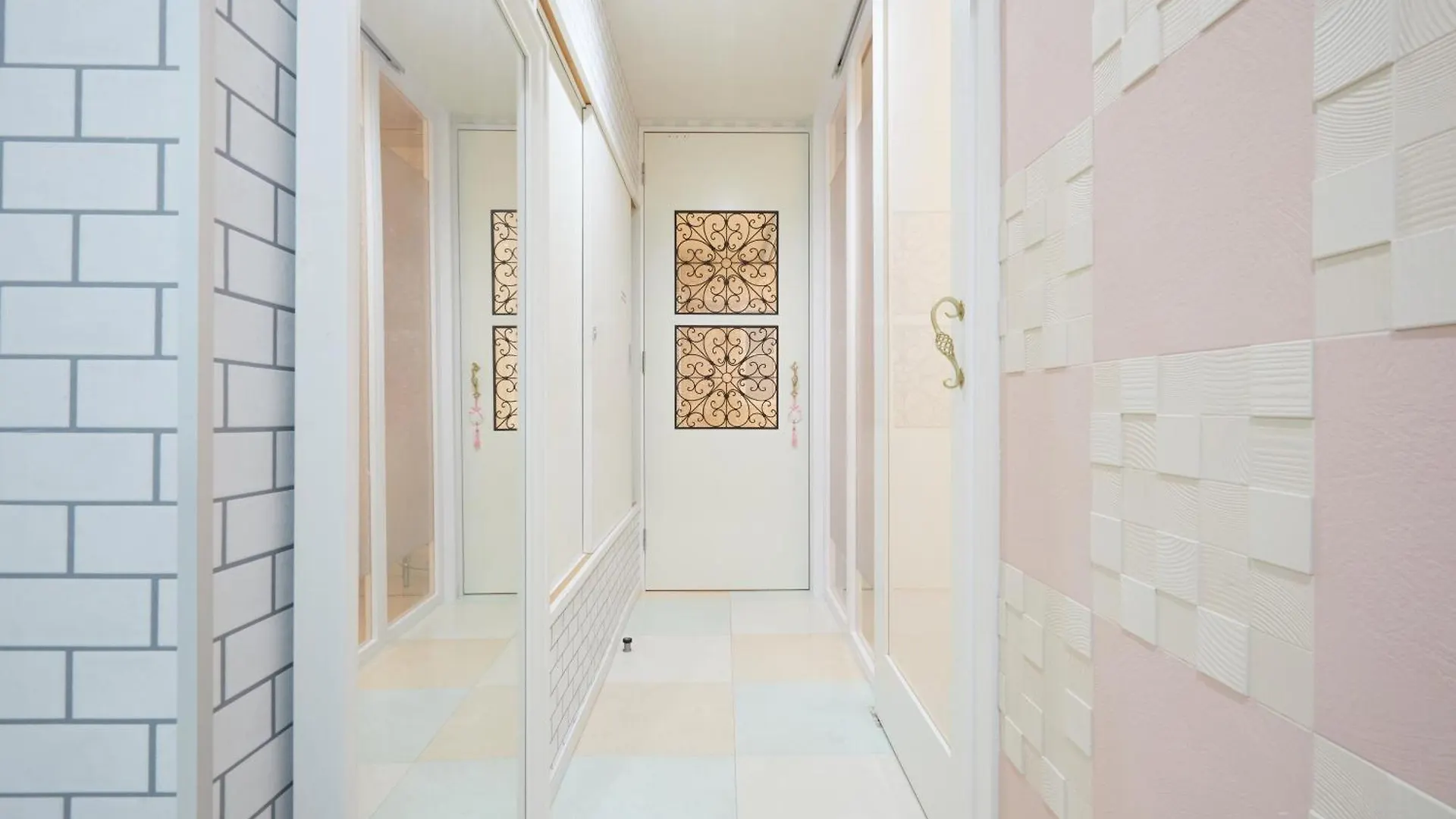 Papillon Paradis Higashi-Shinjuku Prefektura Tokio 0*,  Japonsko